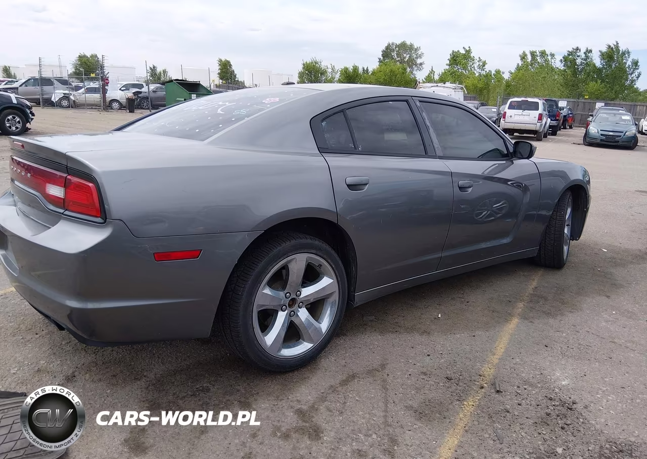 2011 Dodge Charger VIN:2B3CL3CG5BH527630 - 4