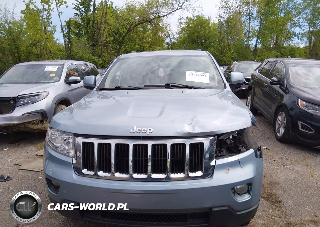 2013 Jeep Grand Cherokee Laredo VIN:1C4RJFAGXDC549146 - 12