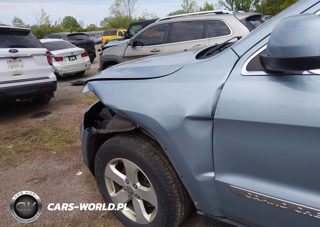 2013 Jeep Grand Cherokee Laredo VIN:1C4RJFAGXDC549146 - 6