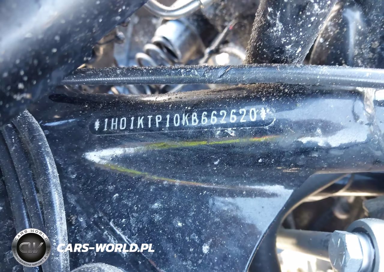 2019 Harley-Davidson Fltrxs VIN:1HD1KTP10KB662620 - 10