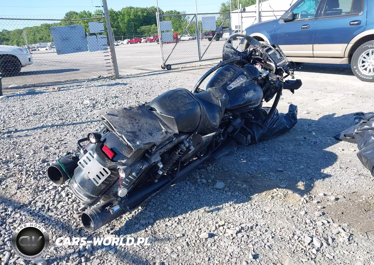 2019 Harley-Davidson Fltrxs VIN:1HD1KTP10KB662620 - 4