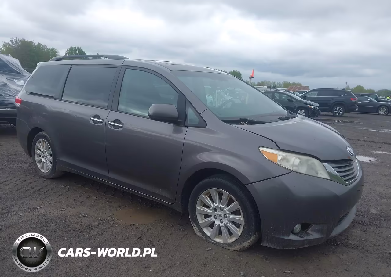 Główne zdjęcie 2011 Toyota Sienna Xle
