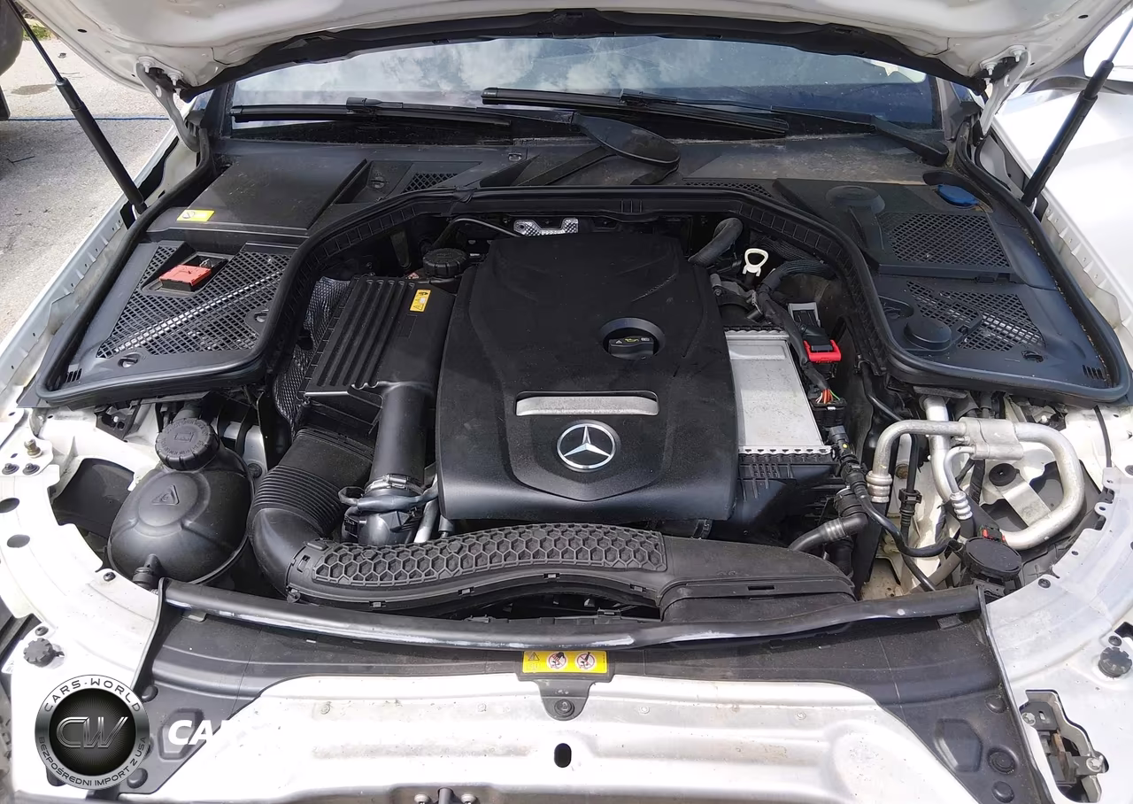 2015 Mercedes-Benz C 300 4Matic VIN:55SWF4KB1FU027568 - 10