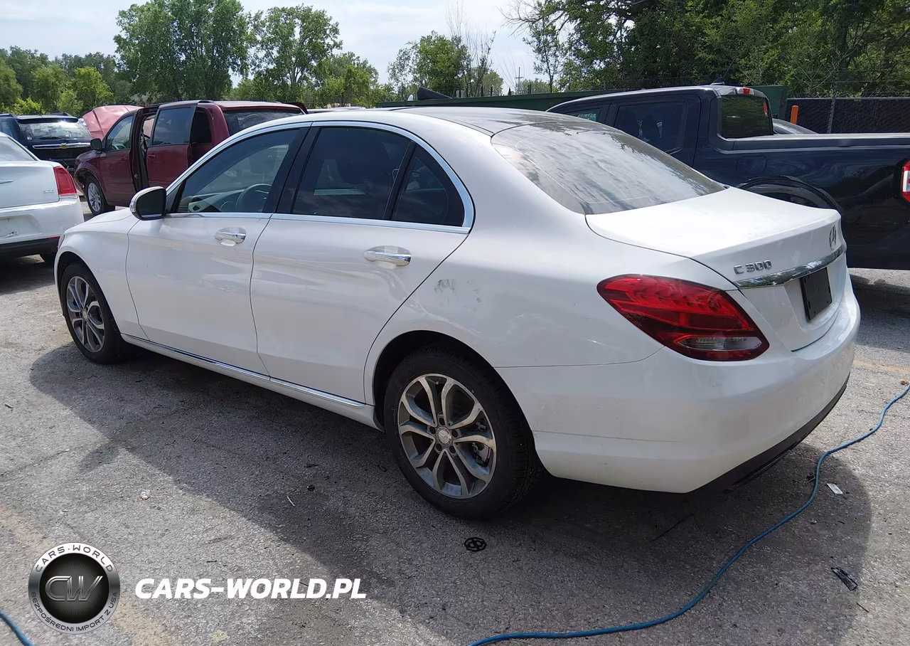 2015 Mercedes-Benz C 300 4Matic VIN:55SWF4KB1FU027568 - 3