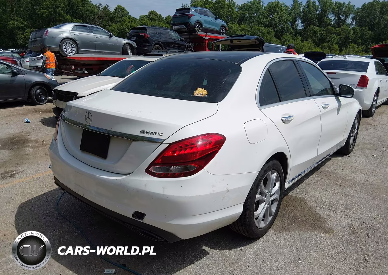 2015 Mercedes-Benz C 300 4Matic VIN:55SWF4KB1FU027568 - 4