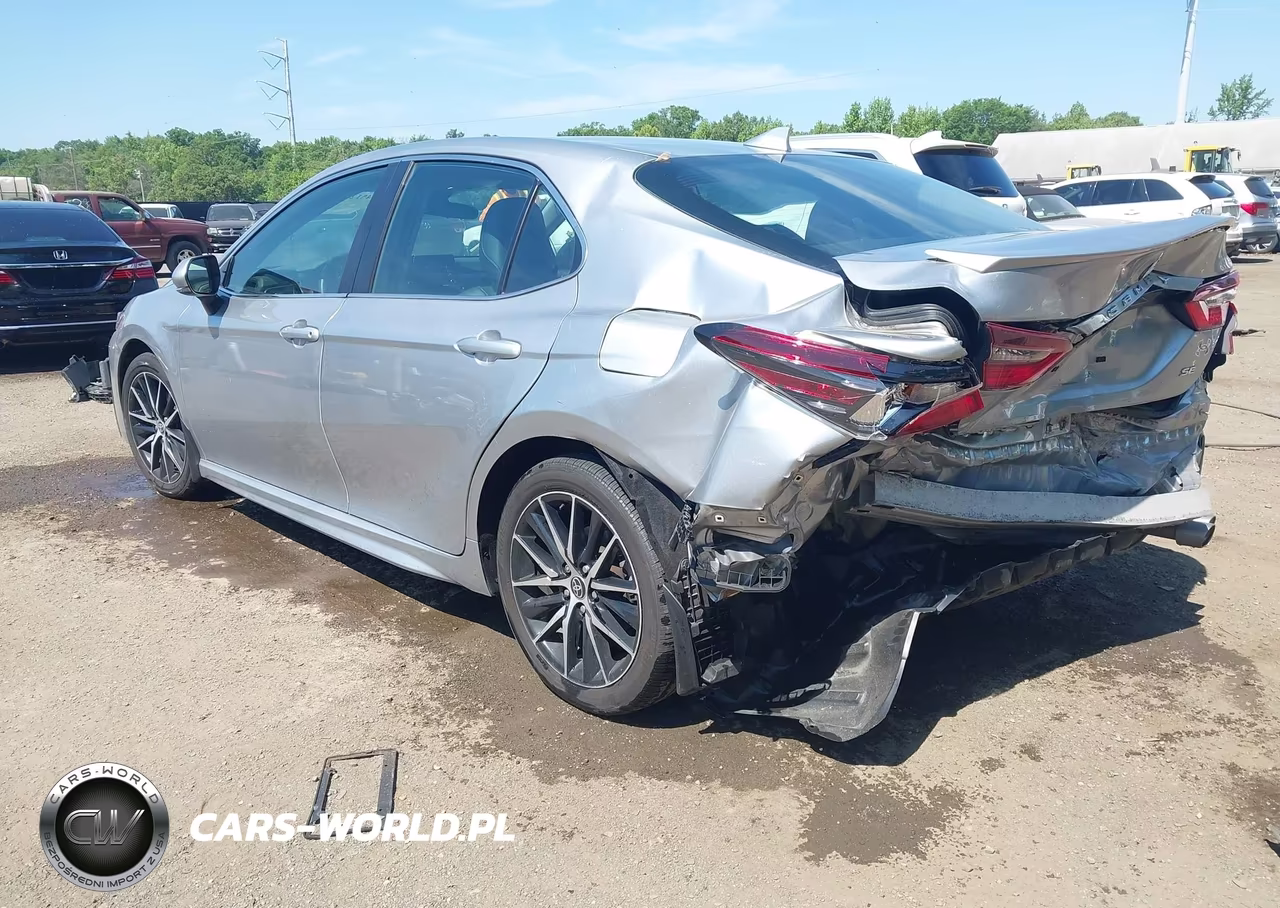 2024 Toyota Camry Se VIN:4T1G11AK3RU913029 - 3
