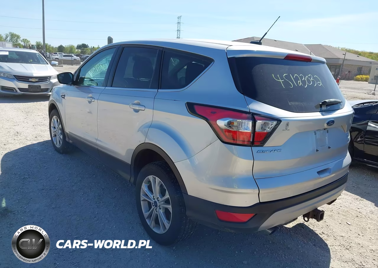2017 Ford Escape Se VIN:1FMCU9G95HUC96501 - 3