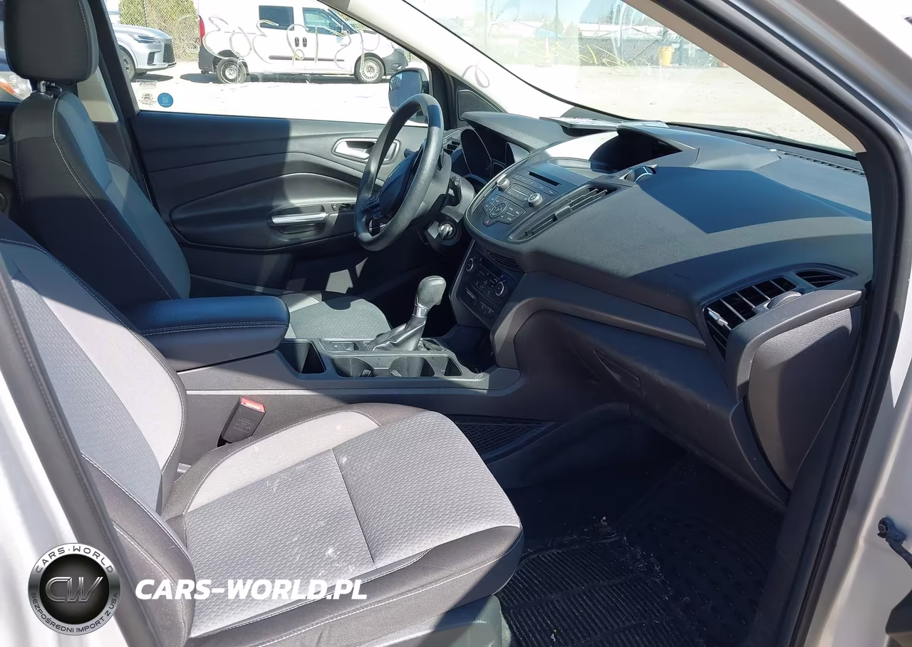 2017 Ford Escape Se VIN:1FMCU9G95HUC96501 - 5