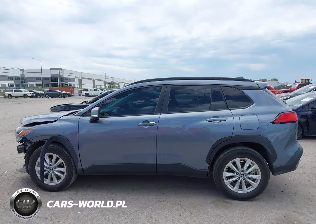2022 Toyota Corolla Cross Le VIN:7MUCAAAG9NV009544 - 14
