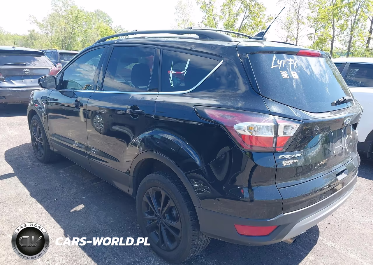 2018 Ford Escape Se VIN:1FMCU9GD0JUD48269 - 3