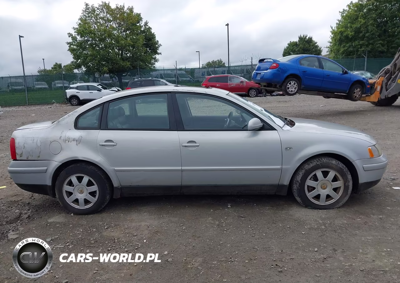2000 Volkswagen Passat Gls VIN:WVWMA23B6YP224996 - 13