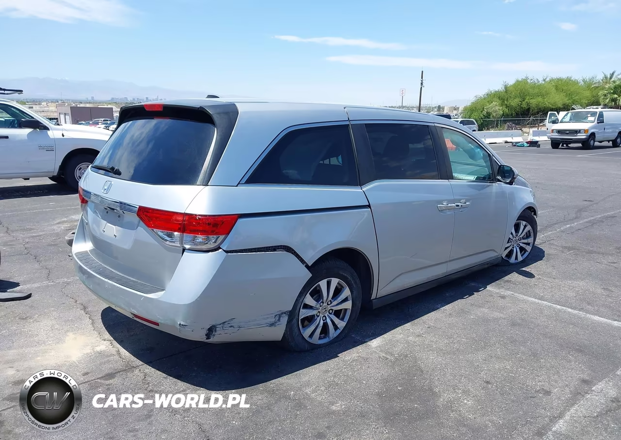2015 Honda Odyssey Ex-L VIN:5FNRL5H62FB101314 - 4