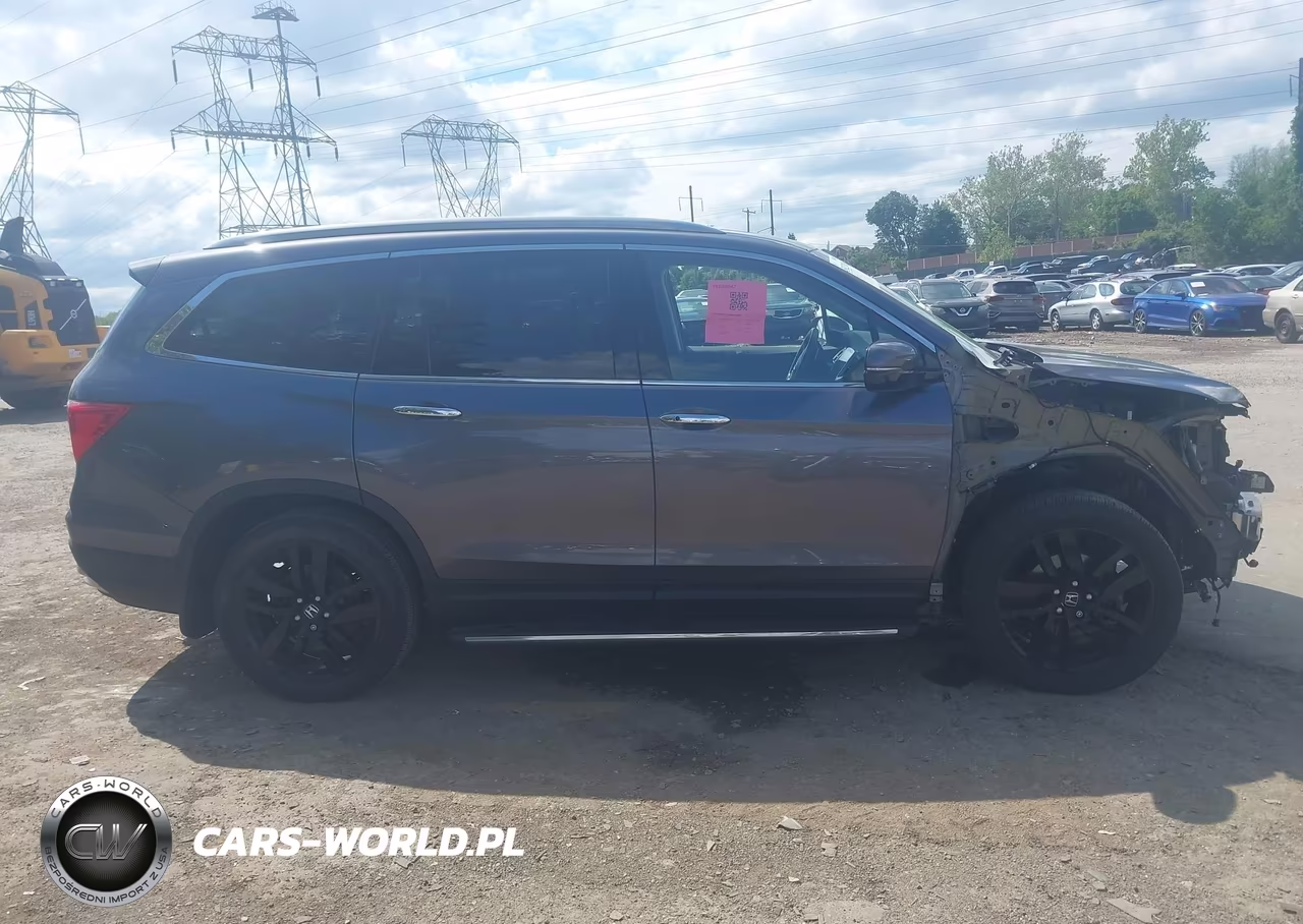 2017 Honda Pilot Elite VIN:5FNYF6H04HB044217 - 14