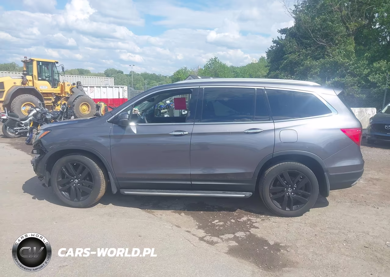 2017 Honda Pilot Elite VIN:5FNYF6H04HB044217 - 15