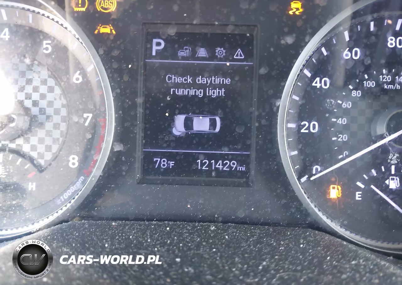 2020 Hyundai Elantra Sel VIN:5NPD84LF1LH577614 - 14