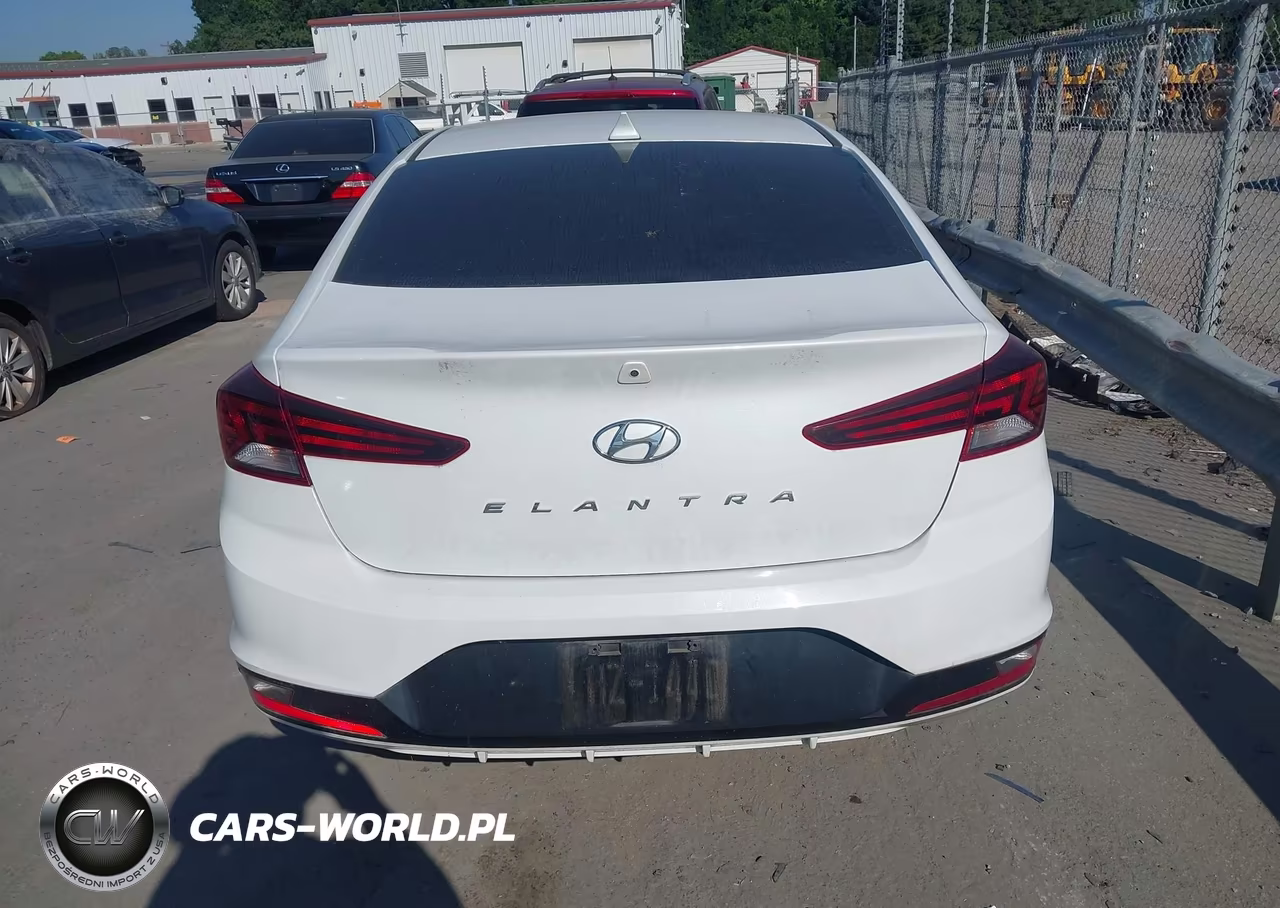 2020 Hyundai Elantra Sel VIN:5NPD84LF1LH577614 - 15
