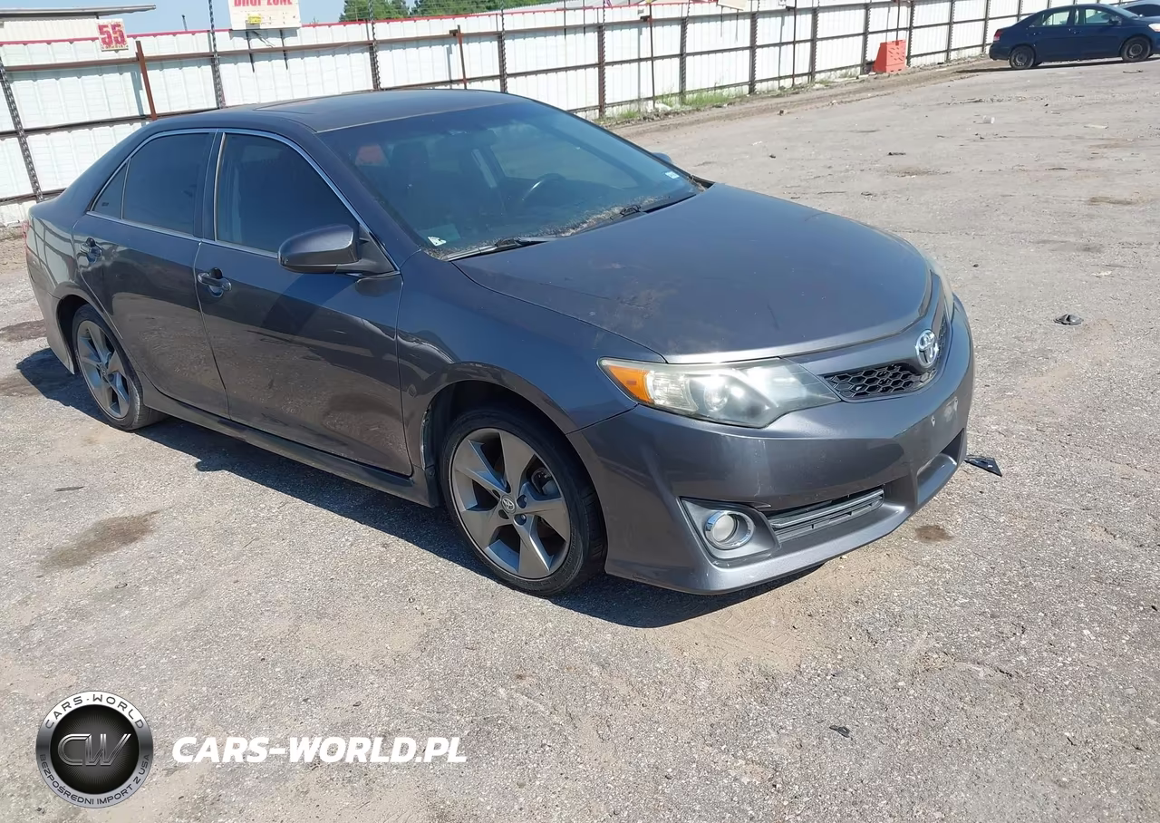 Główne zdjęcie 2014 Toyota Camry Se Sport
