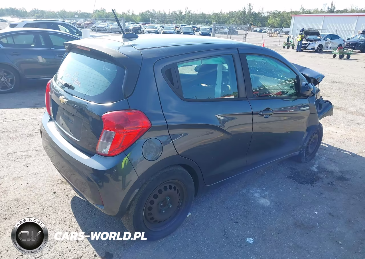 2019 Chevrolet Spark Ls Cvt VIN:KL8CB6SA4KC800696 - 4