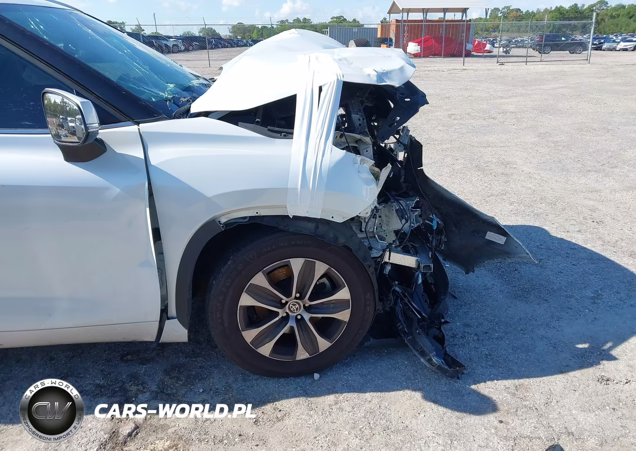 2022 Toyota Highlander Xle VIN:5TDGZRAH2NS552570 - 6