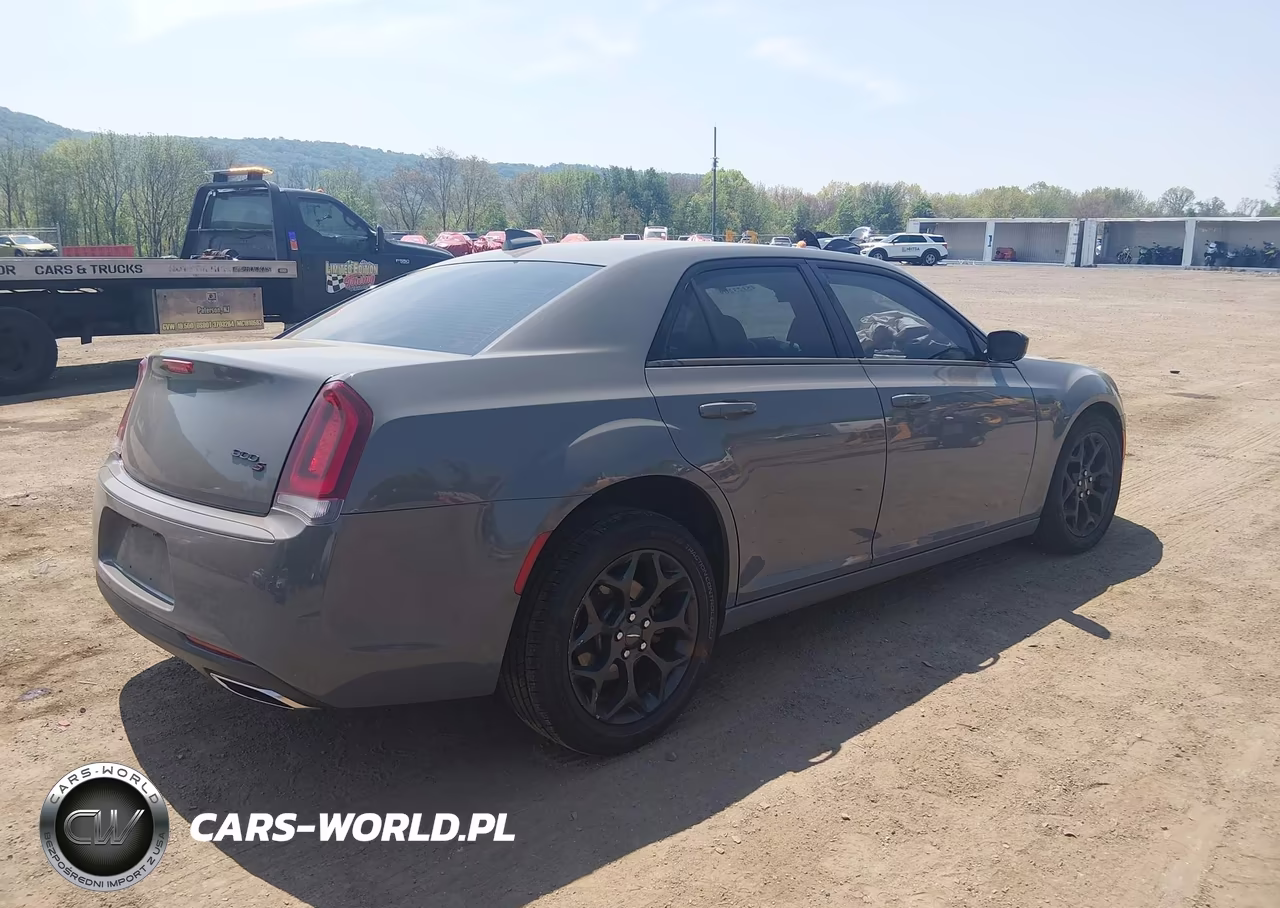 2019 Chrysler 300 300S Awd VIN:2C3CCAGG7KH569346 - 4