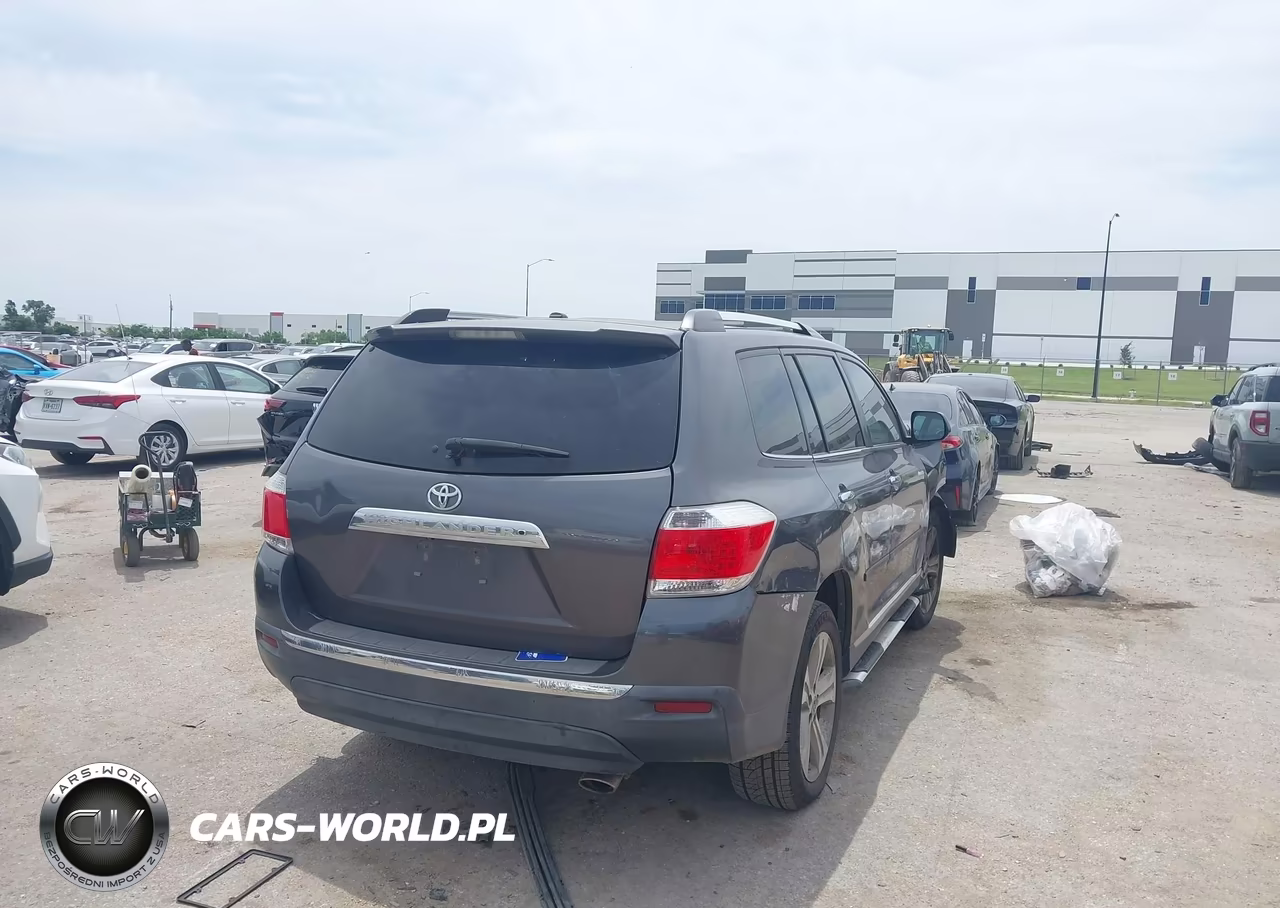 2012 Toyota Highlander Limited V6 VIN:5TDYK3EH0CS079894 - 4
