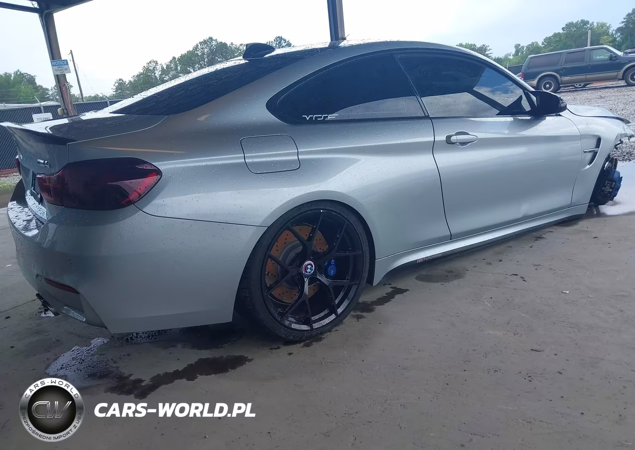 2015 BMW M4 VIN:WBS3R9C5XFK334217 - 4