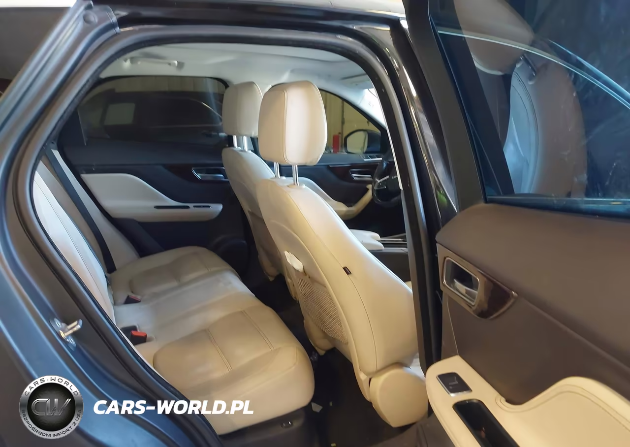 2018 Jaguar F-Pace 35T Prestige VIN:SADCK2EV6JA271183 - 8