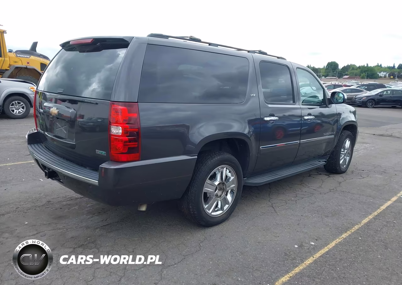 2010 Chevrolet Suburban 1500 Ltz VIN:1GNUKKE38AR160691 - 4