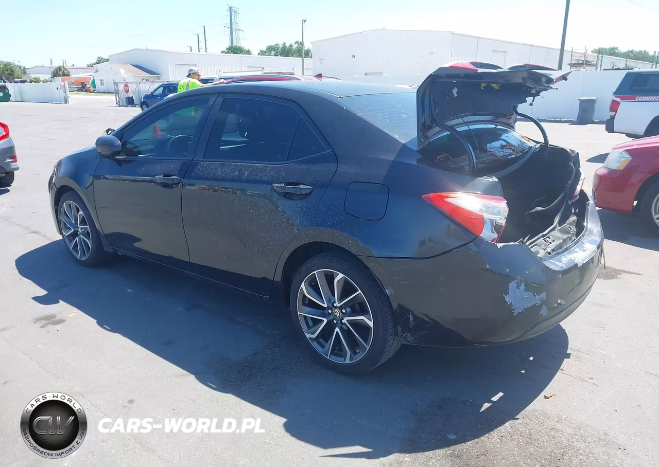 2015 Toyota Corolla Le VIN:2T1BURHEXFC461173 - 3