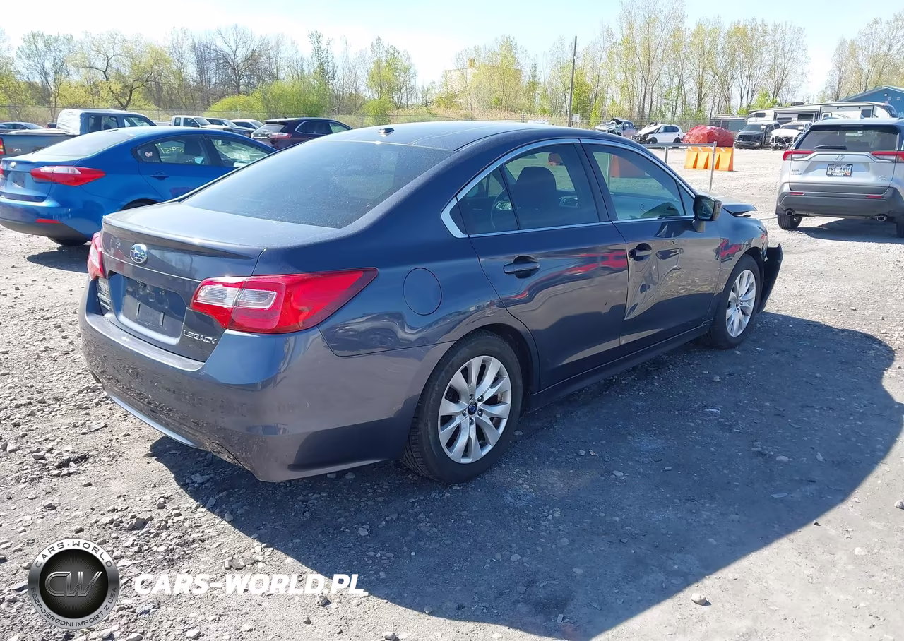 2015 Subaru Legacy 2.5I Premium VIN:4S3BNBC64F3044967 - 4