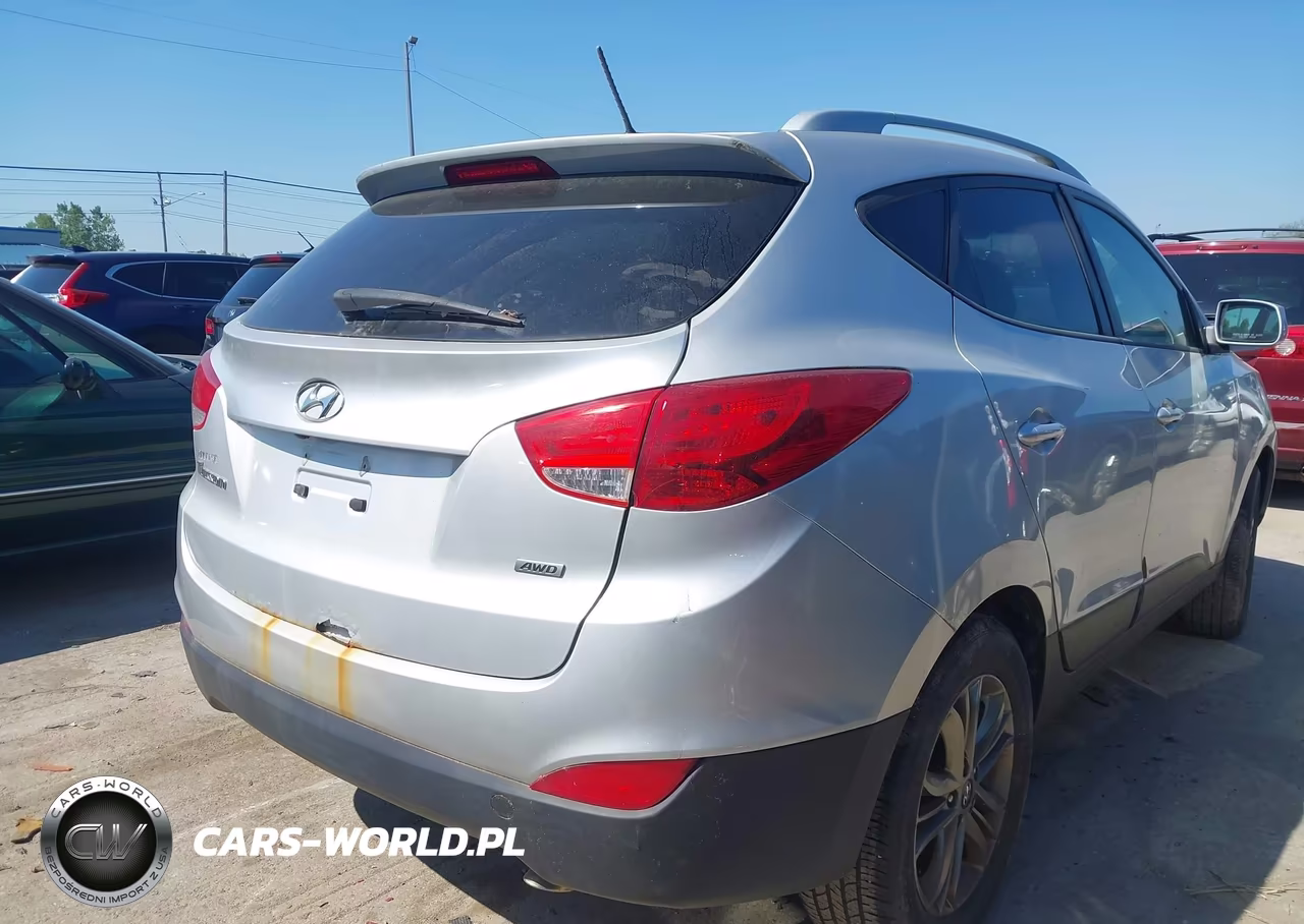 2015 Hyundai Tucson Se VIN:KM8JUCAG6FU970860 - 4
