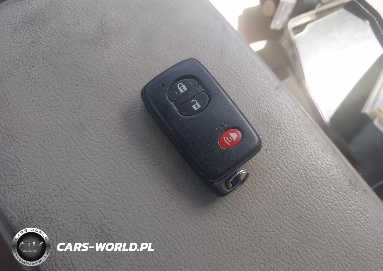 2012 TOYOTA PRIUS V THREE VIN:JTDZN3EU8C3147420 - 11