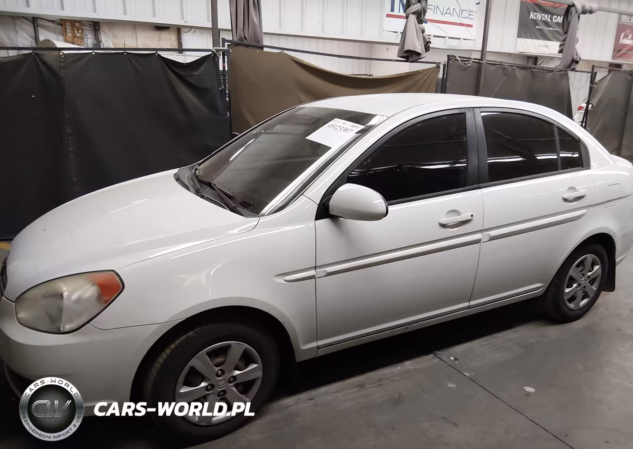 2008 Hyundai Accent Gls VIN:KMHCN46C68U231458 - 14