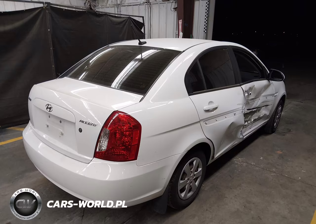 2008 Hyundai Accent Gls VIN:KMHCN46C68U231458 - 4