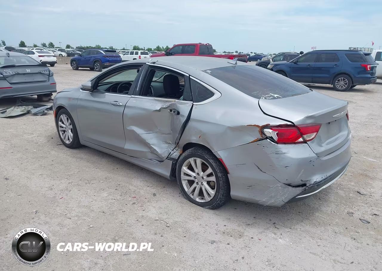 2015 Chrysler 200 Limited VIN:1C3CCCAB8FN652306 - 3