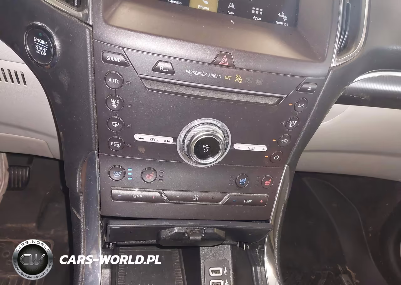2019 Ford Edge Titanium VIN:2FMPK3K98KBB52174 - 19