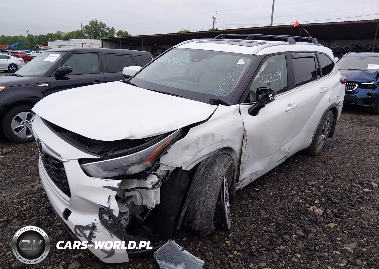 2023 Toyota Highlander Xle VIN:5TDKDRAH7PS000493 - 2