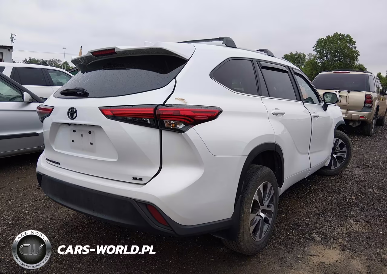 2023 Toyota Highlander Xle VIN:5TDKDRAH7PS000493 - 4