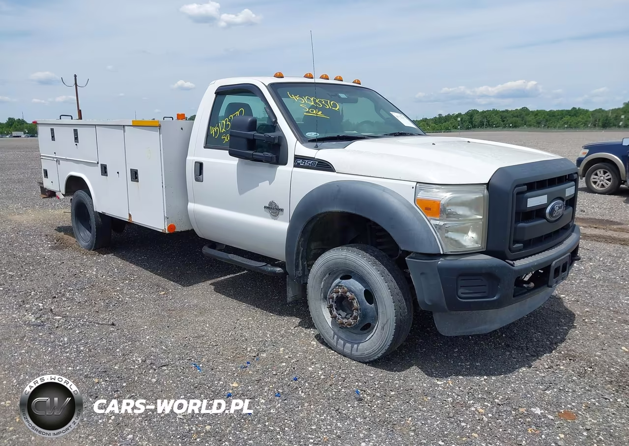 2012 Ford F-450 Chassis Xl
