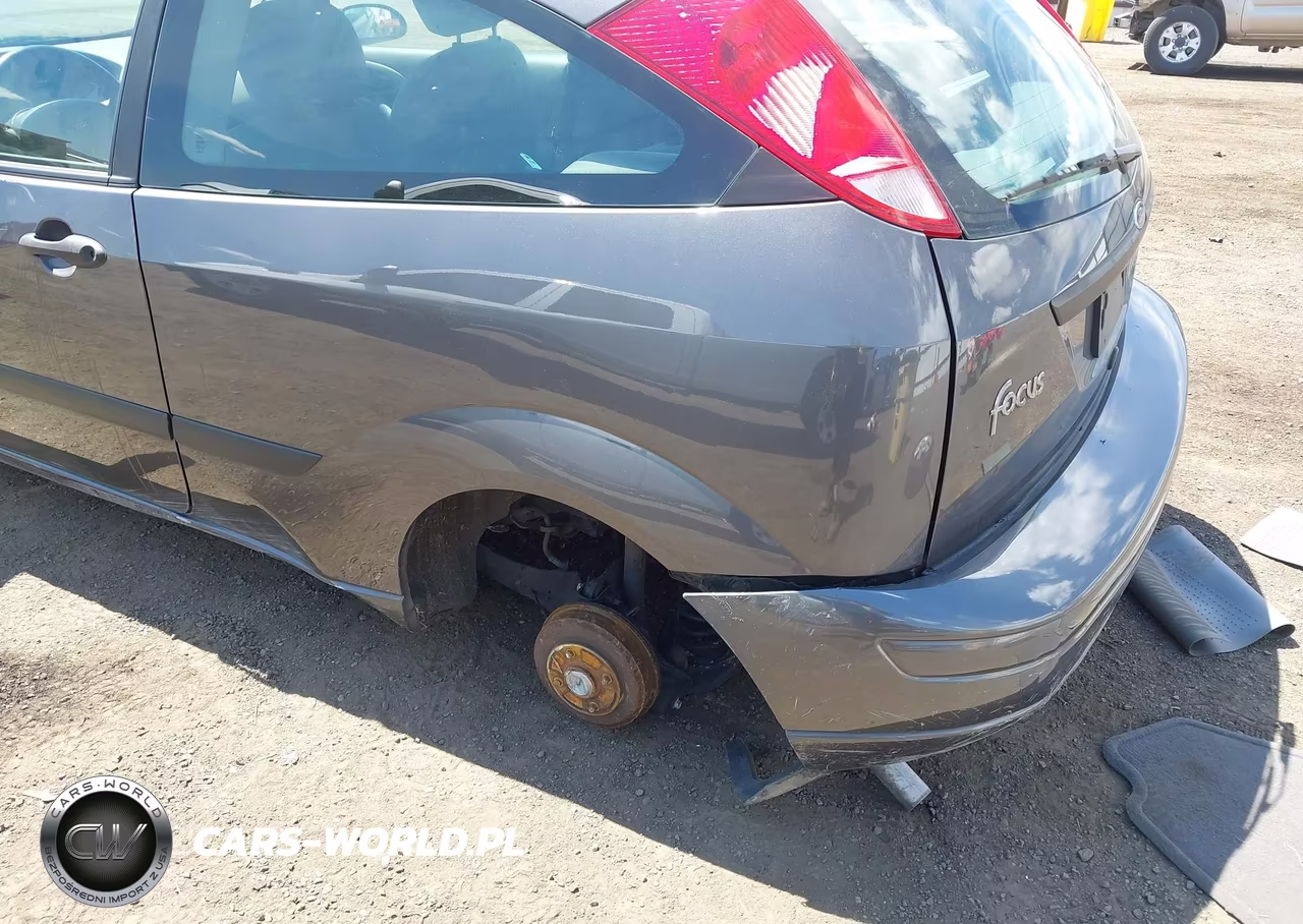 2003 Ford Focus Zx3 VIN:3FAFP31323R120165 - 13