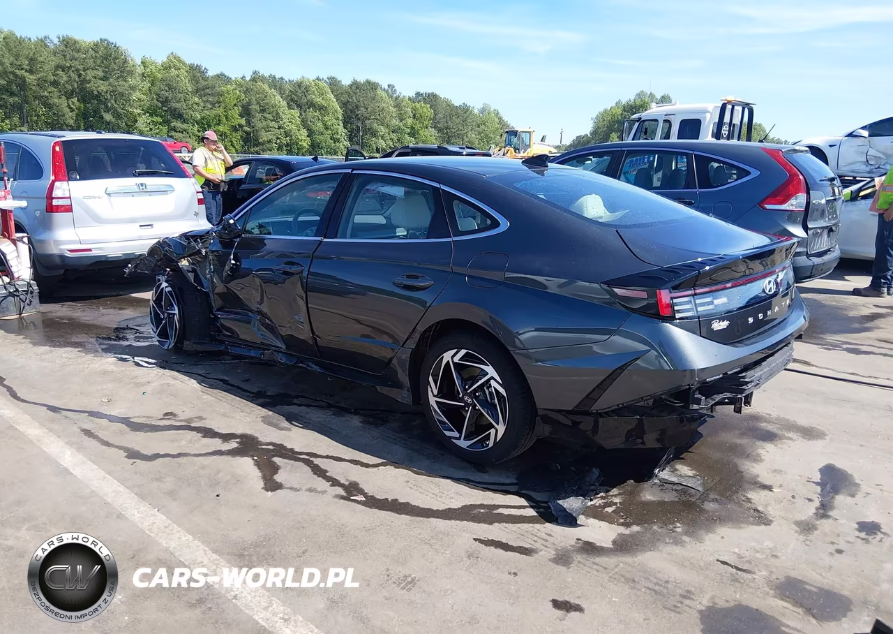 2026 Hyundai Sonata Sel Sport VIN:KMHL64JAXTA524812 - 3