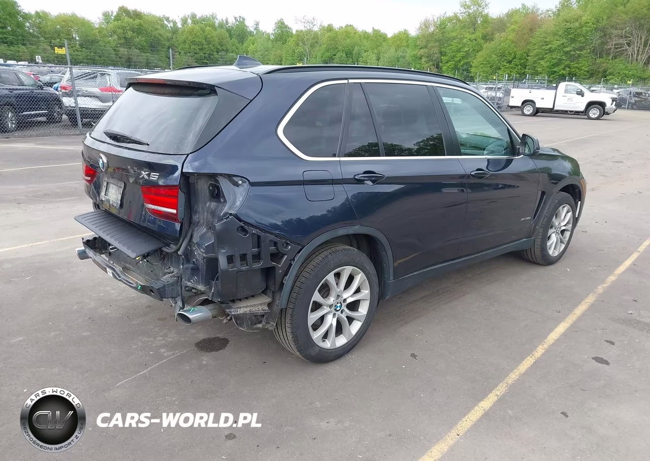 2016 BMW X5 xDrive35I VIN:5UXKR0C50G0U08867 - 4