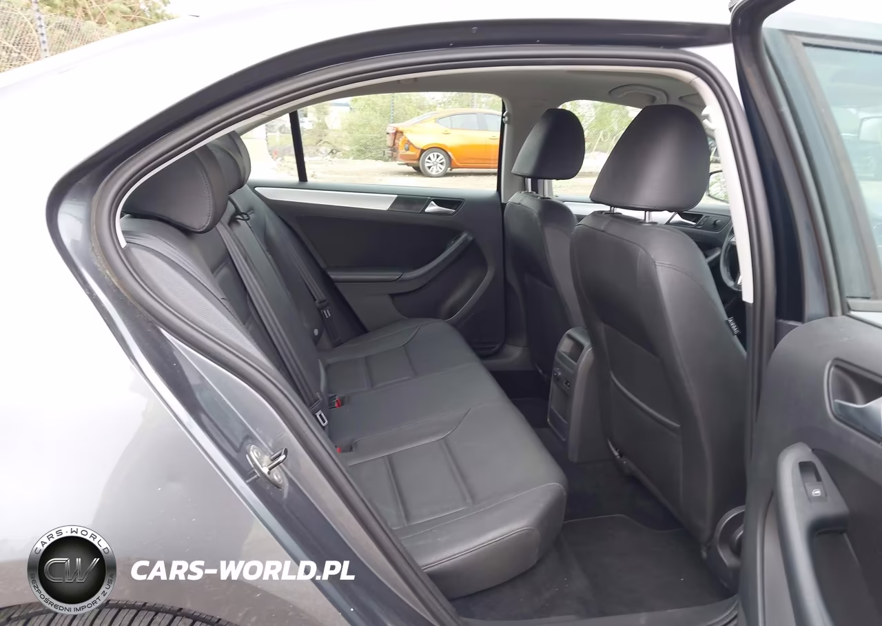2012 Volkswagen Jetta 2.0L Tdi VIN:3VWLL7AJXCM395534 - 8