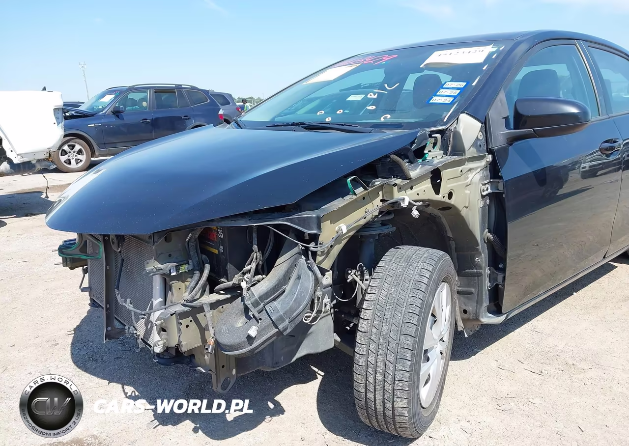 2014 Toyota Corolla L VIN:5YFBURHE5EP115935 - 6