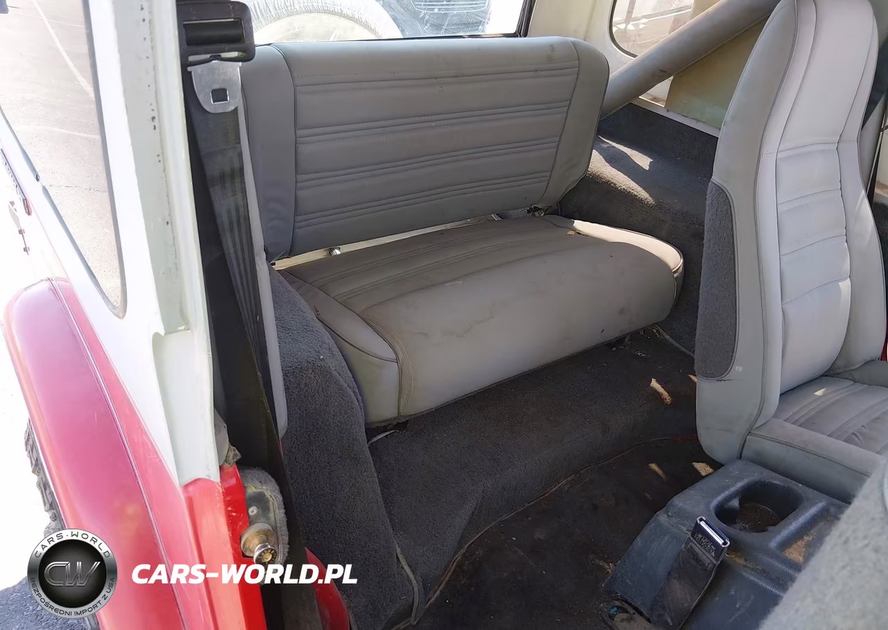 1989 Jeep Wrangler - Yj Laredo VIN:2J4FY59T0KJ169465 - 8
