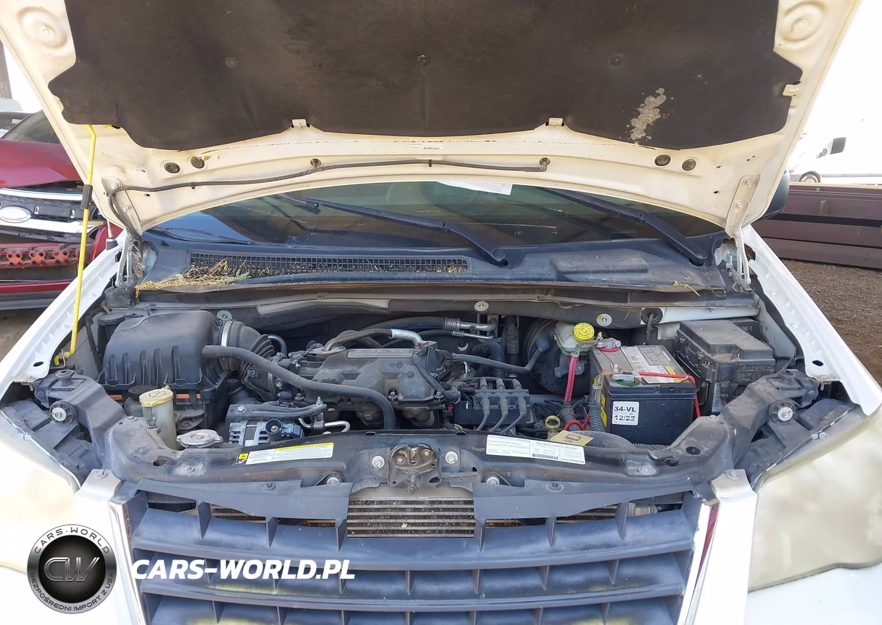2008 Chrysler Town & Country Lx VIN:2A8HR44HX8R618811 - 10