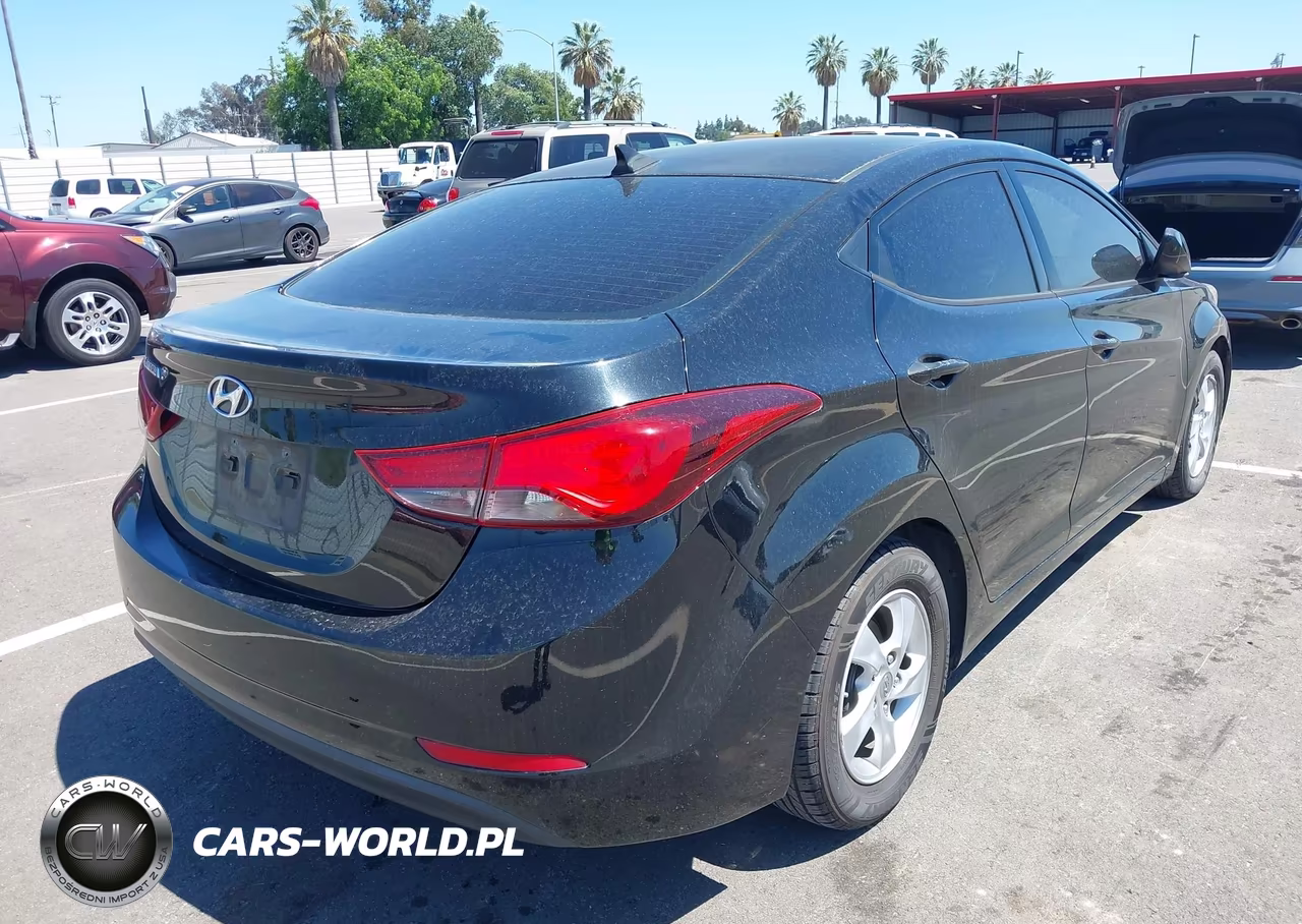 2014 Hyundai Elantra Se VIN:5NPDH4AE9EH539013 - 4