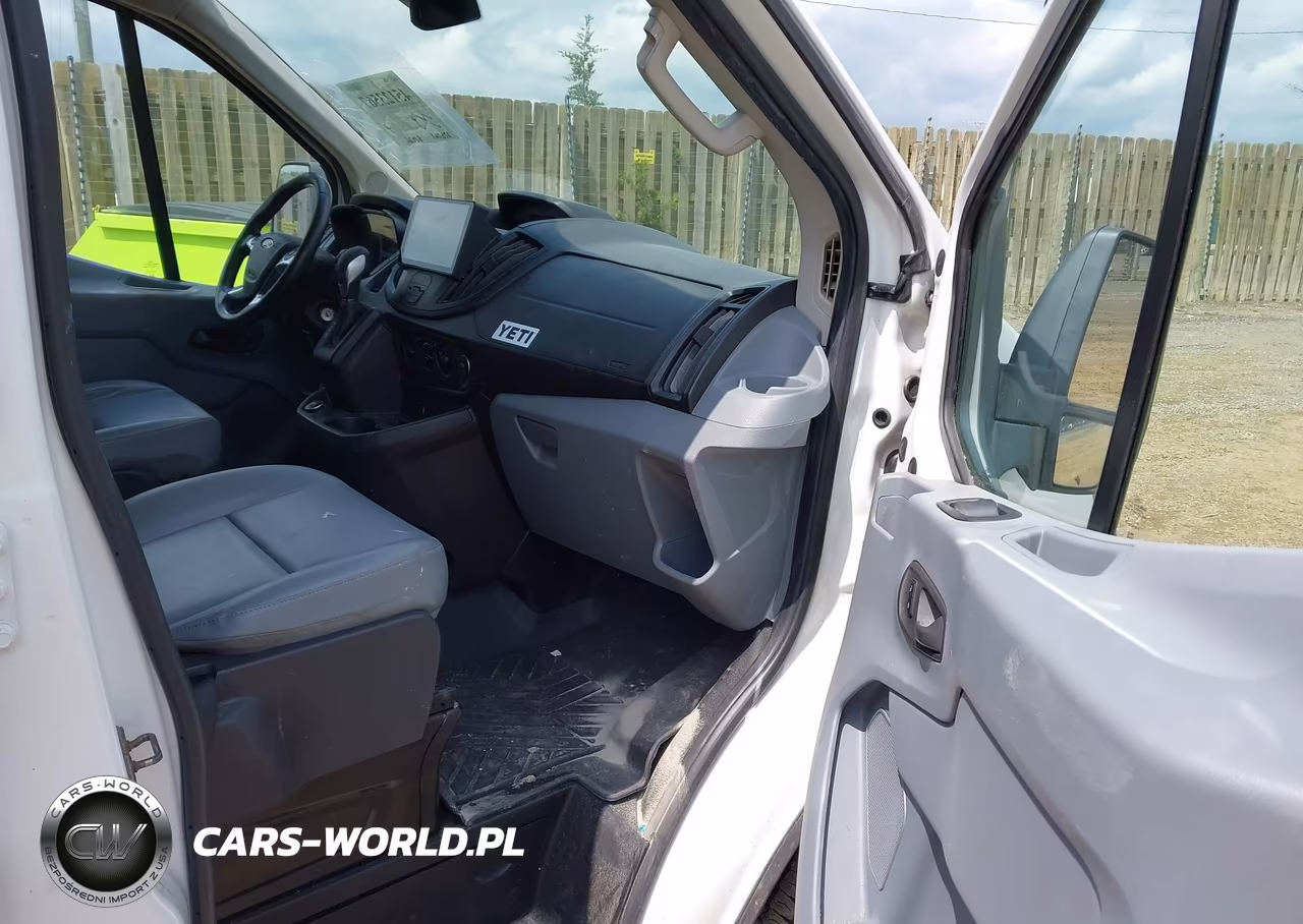2017 Ford Transit-250 VIN:1FTYR1ZM8HKA59561 - 5