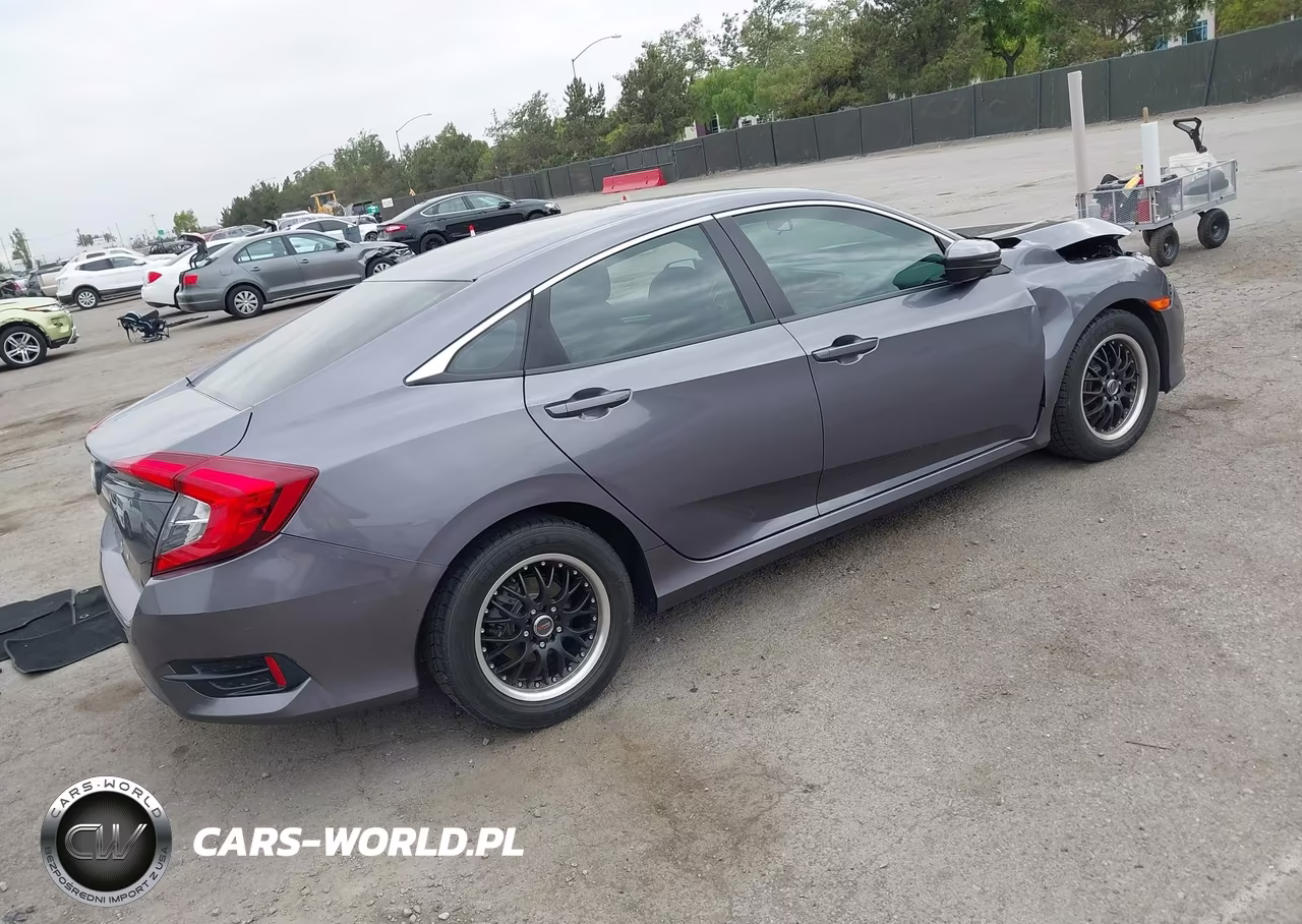2017 Honda Civic Lx VIN:19XFC2F52HE081666 - 4