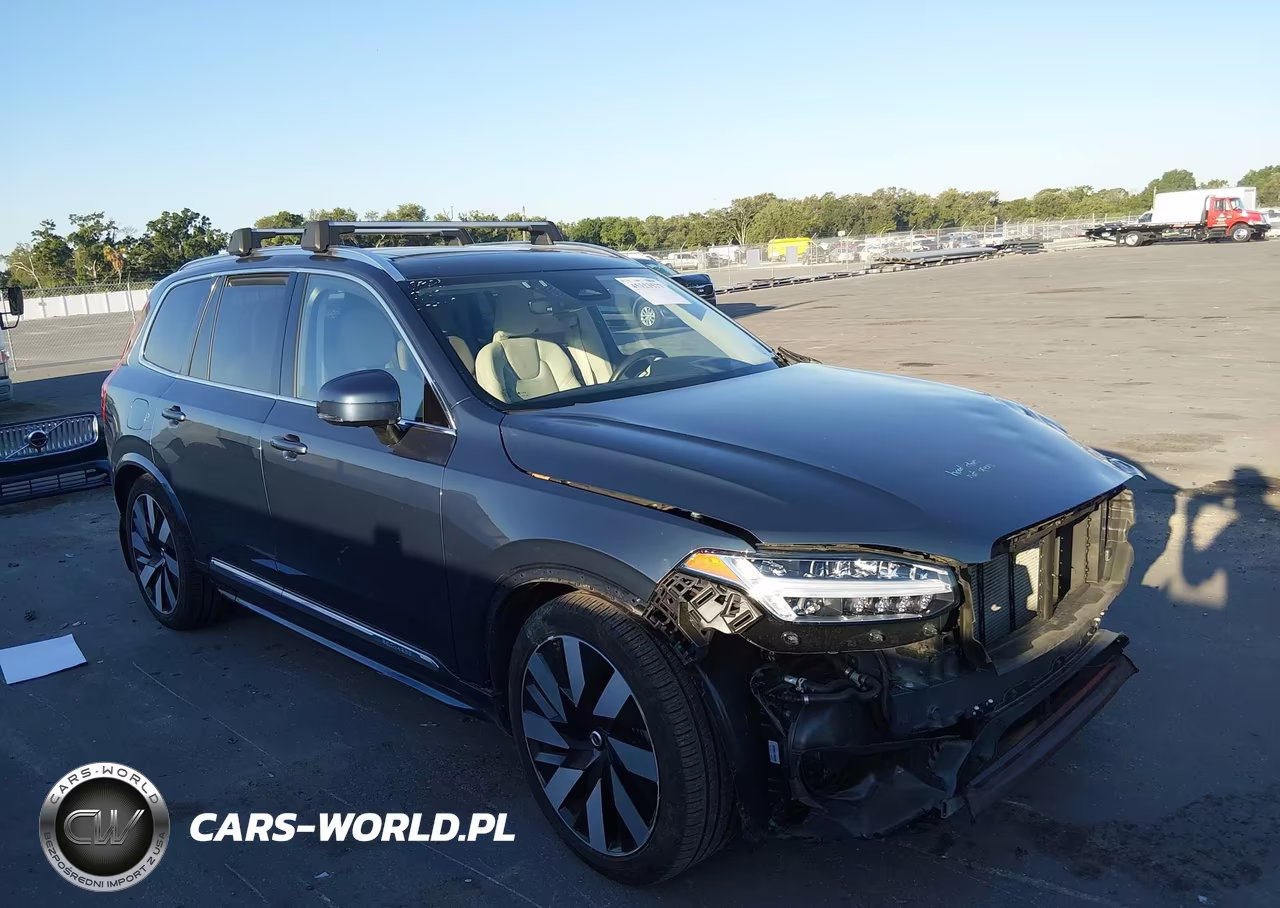 2023 Volvo Xc90 Recharge Plug-In Hybrid T8 Ultimate Bright Theme 7-Seater